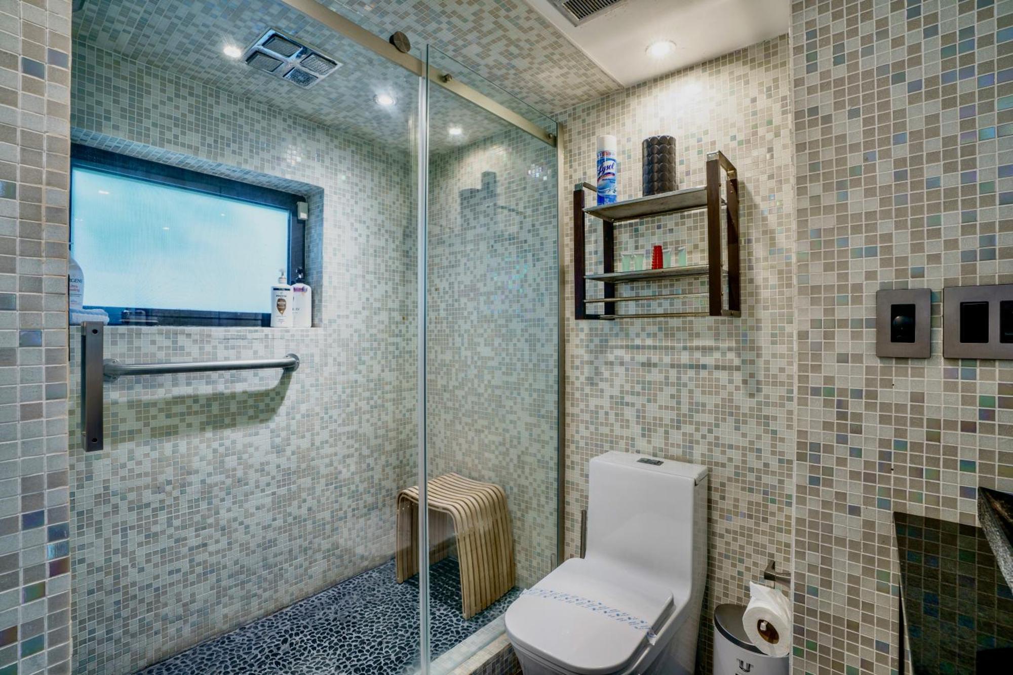 Entire Private Beautiful 2 Bedroom Plus Den House With Gated Front&Back Yard And Free Parking 10Min Drive To Miami Beach Экстерьер фото
